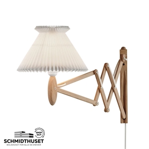 LE KLINT - Sax væglampe 224 - 6/17 - Lys eg med standardskærm